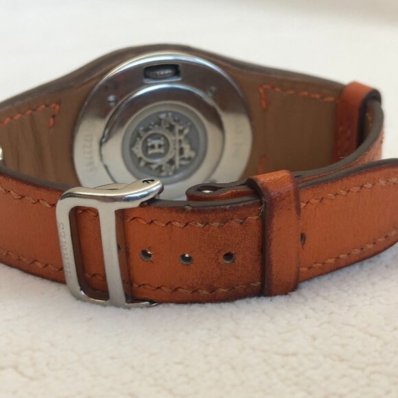 Hermès Arne HA3.210 Women's Quartz Watch - Picture 6 of 10